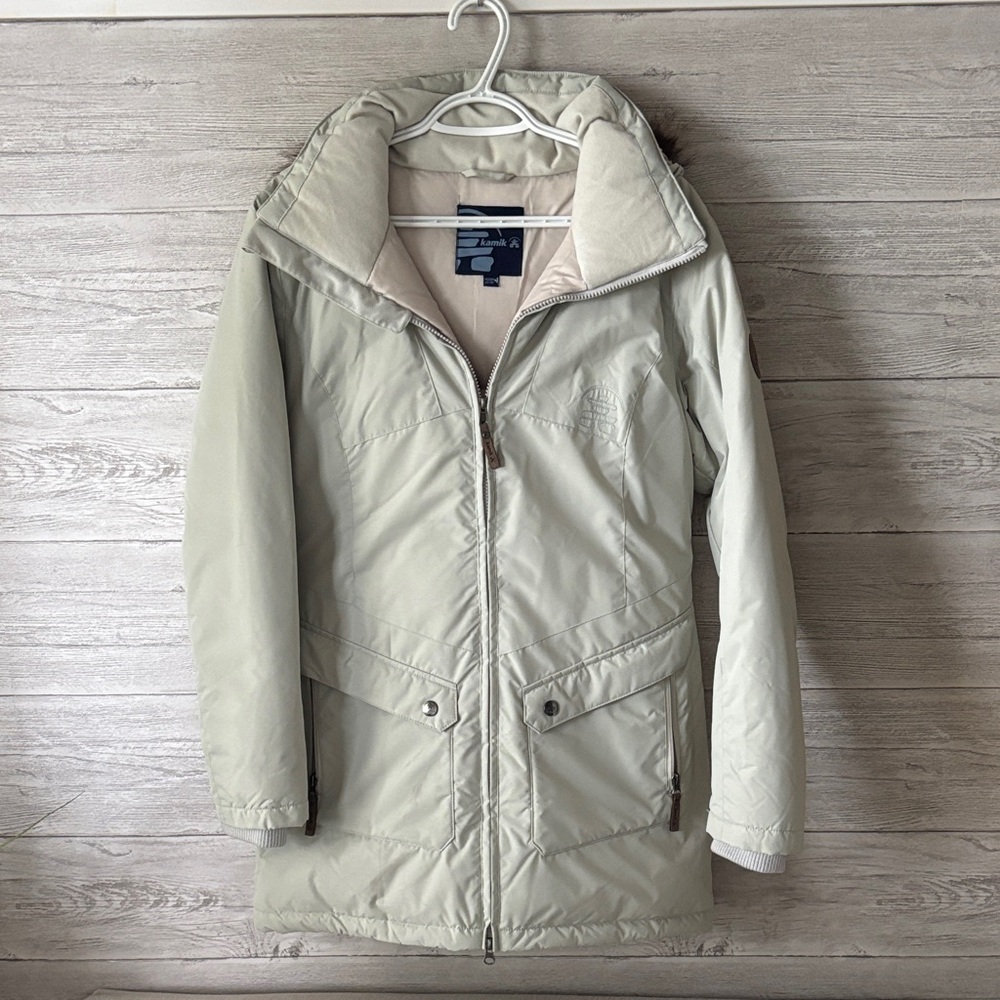 Kamik Women's Ski Jacket in Light Gray